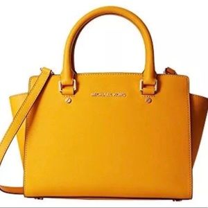 Michael Kors Medium Selma Satchel